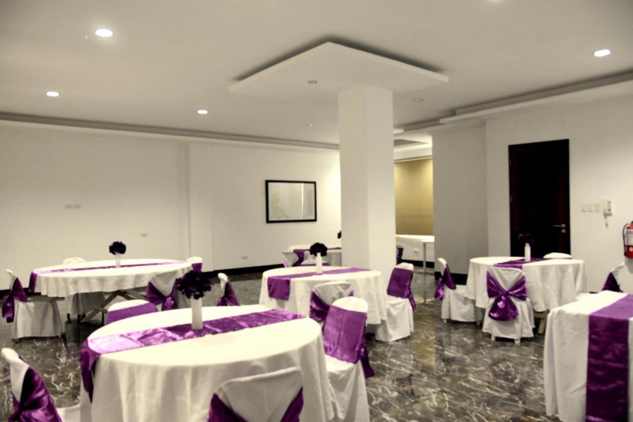 Isla De Oro Hotel Mamburao Extérieur photo