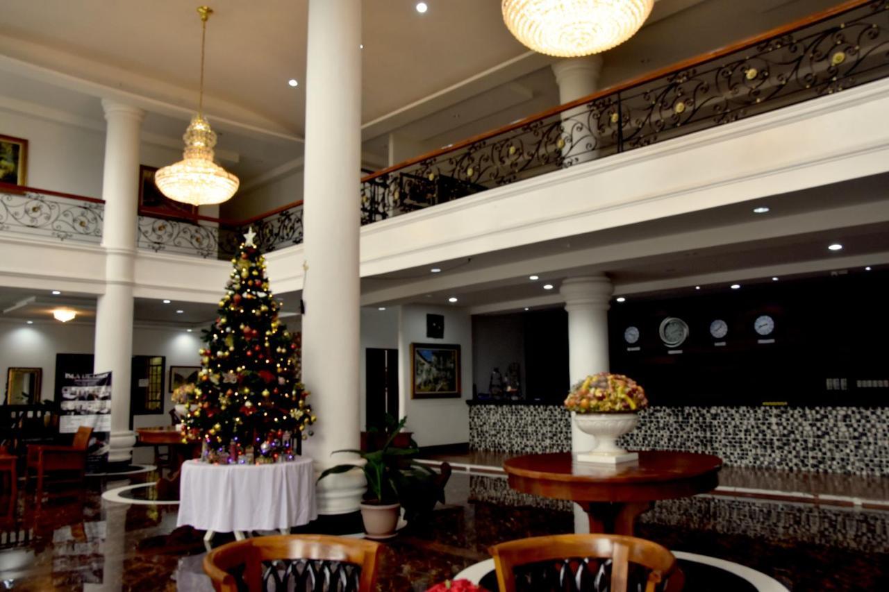 Isla De Oro Hotel Mamburao Extérieur photo