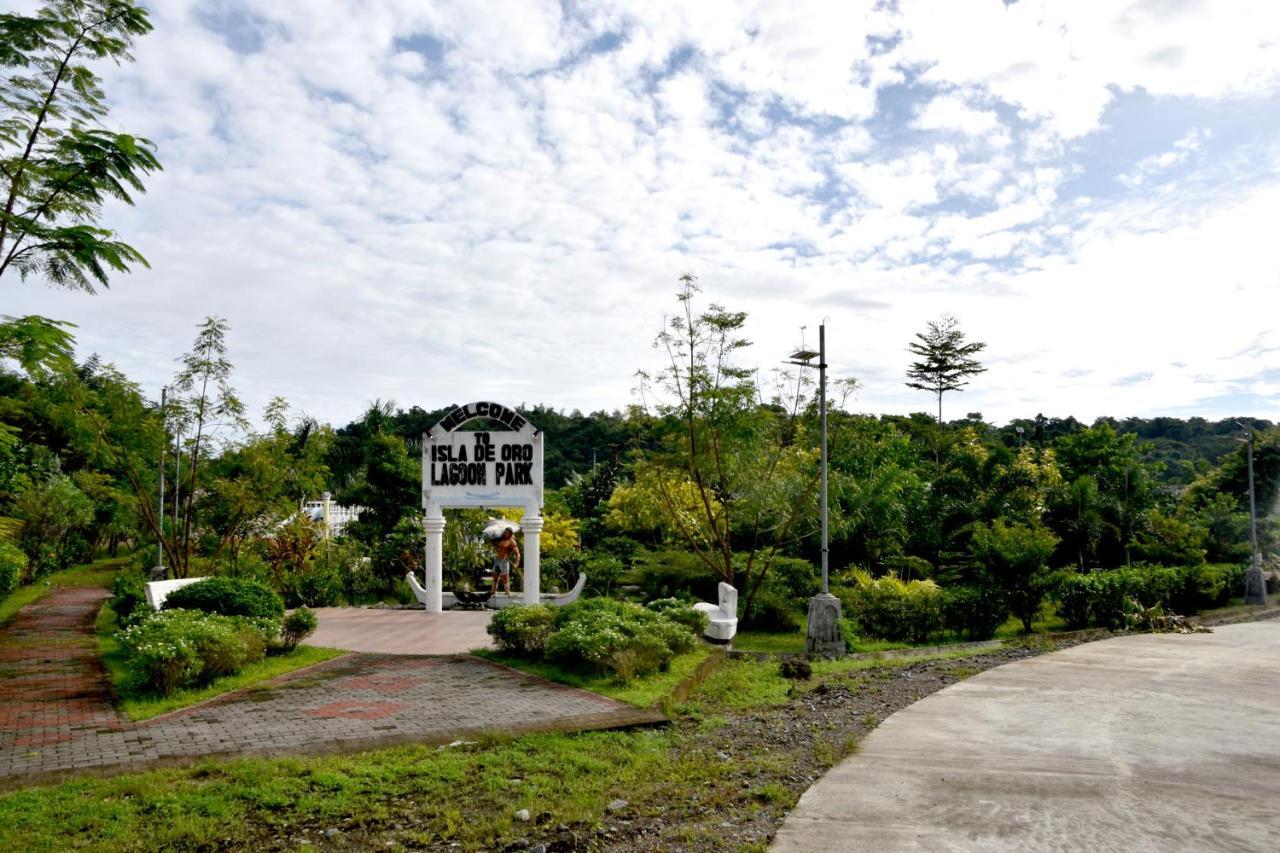 Isla De Oro Hotel Mamburao Extérieur photo