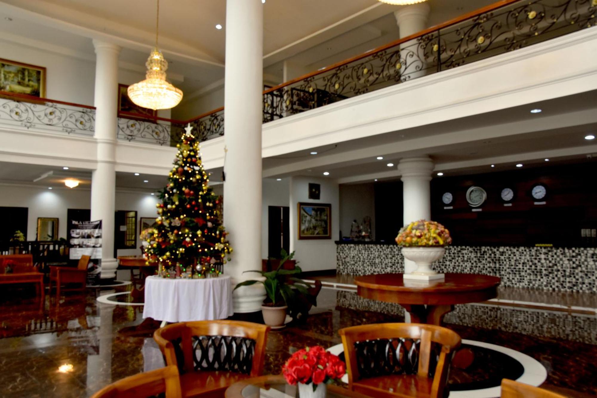 Isla De Oro Hotel Mamburao Extérieur photo